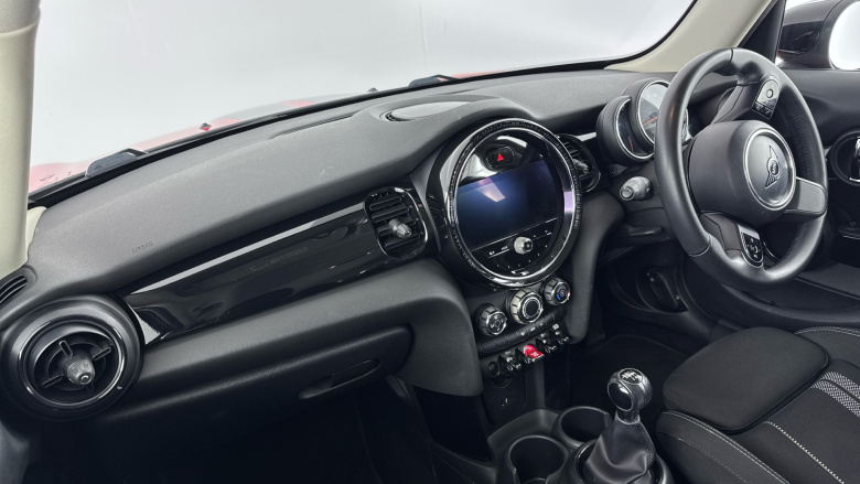 MINI Hatchback 2.0 Cooper S Classic 5dr Petrol Hatchback